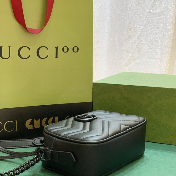GUCCI Marmont Small Matelasse Shoulder Bag Black - Picture 4 of 9